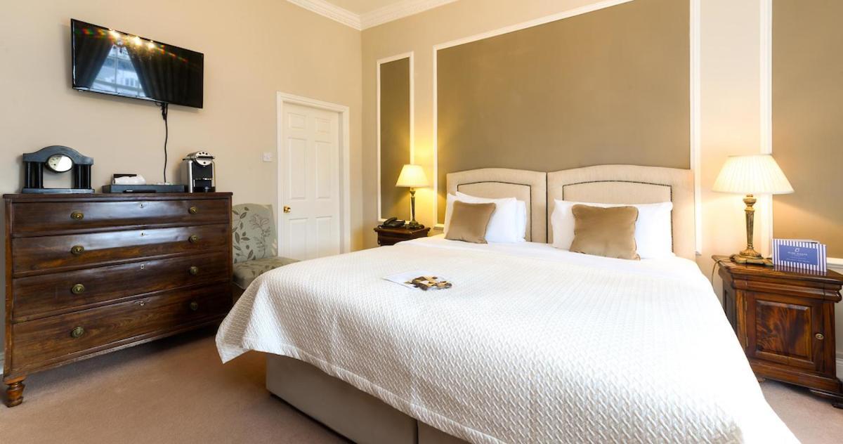 The Old Bank Town House Hotell Kinsale Exteriör bild